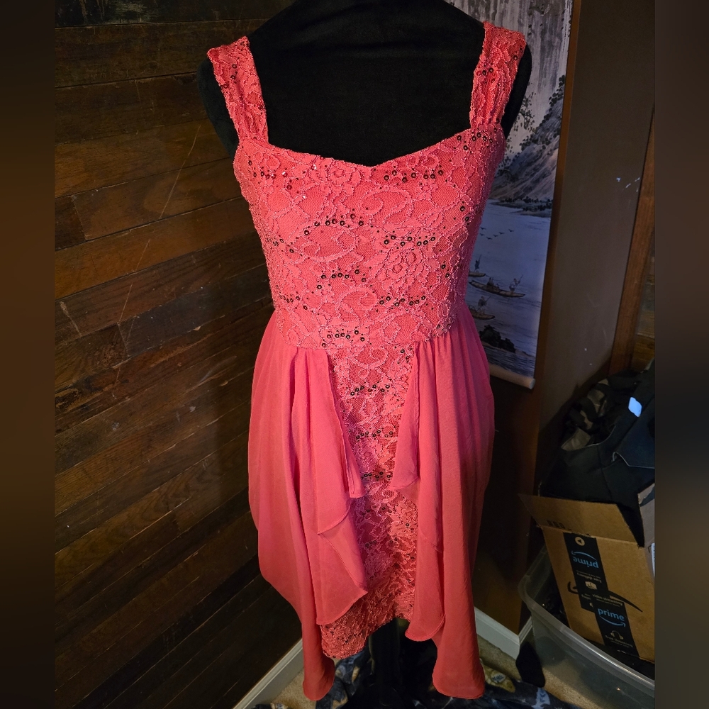 Tween Diva Coral Lace Dress w/ Sequin Detail, Size 16 (Girl)
